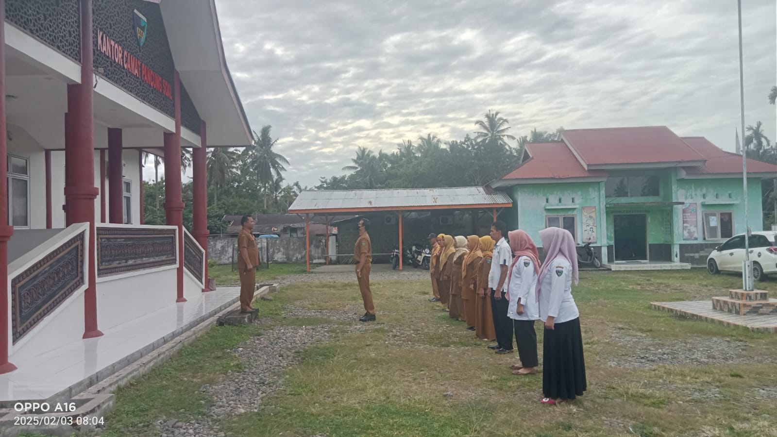 Apel Pagi Staf Karyawan Kantor Camat Pancung Soal