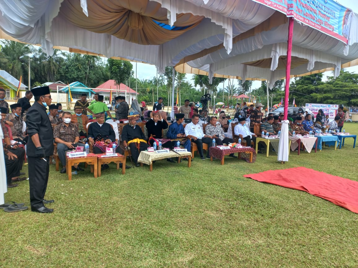 Acara Bimbang Nagari Seni dan Budaya di Kecamatan Air Pura