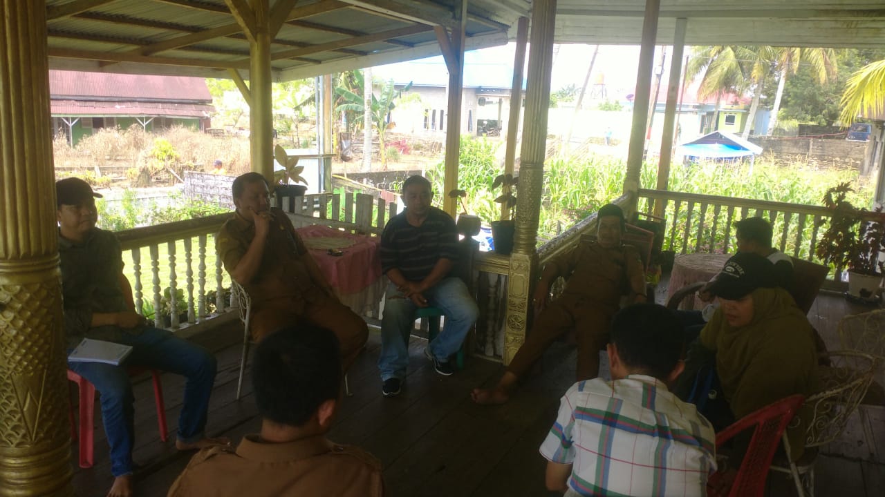 Mendampingi Tamu dari Badan Pelestarian Kebudayaan Nasional