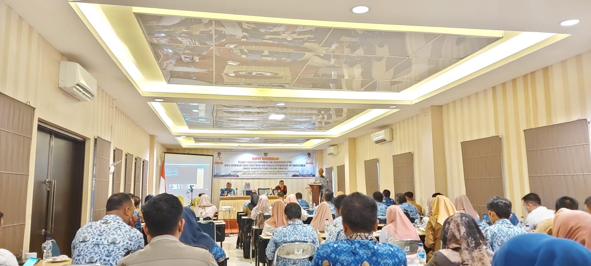 Rakor PPID di Triza Hotel Painan 