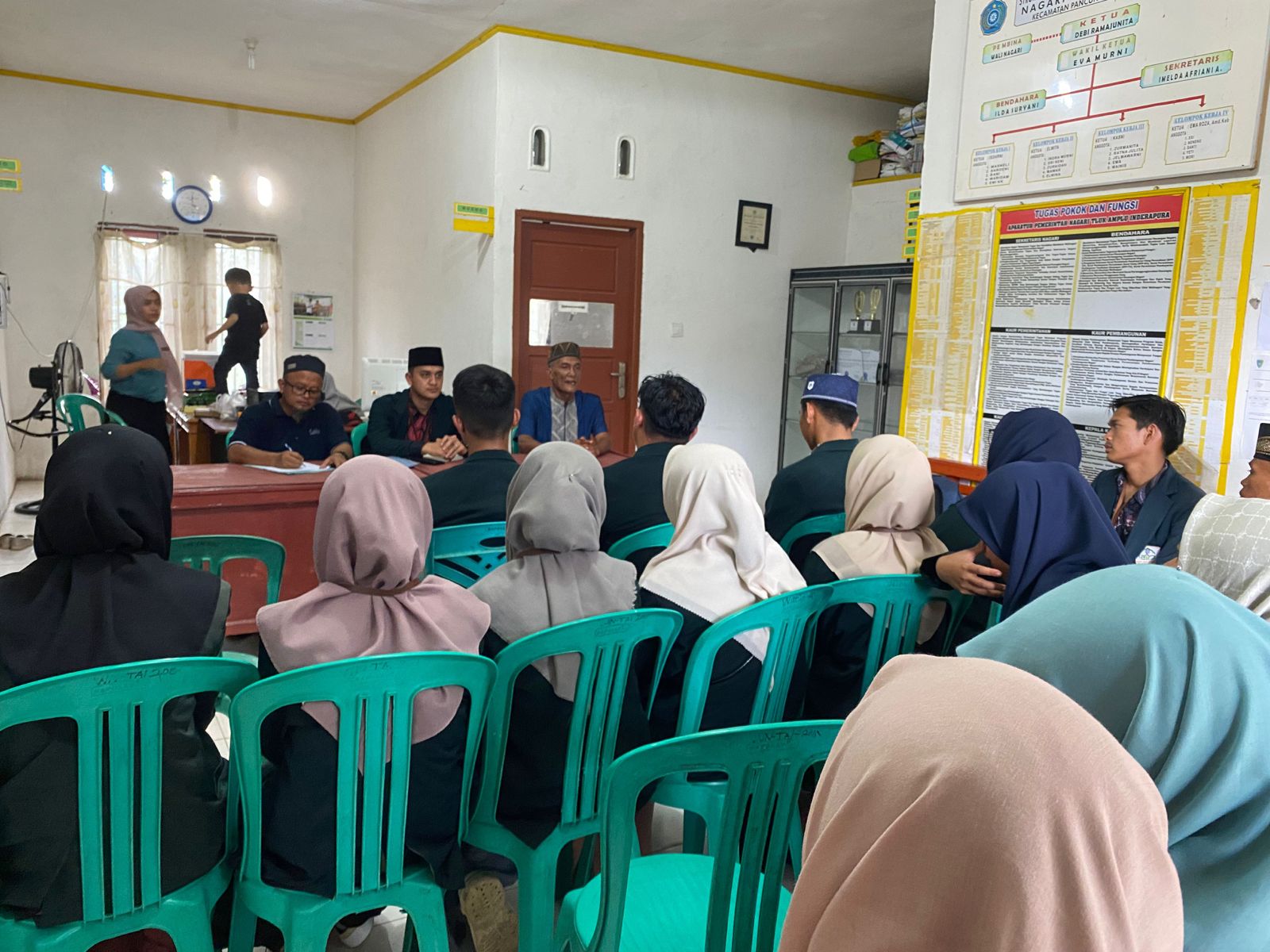 Silaturrahim Mahasiswa KKN IAIN Kerinci di Nagari Tluk Amplu Inderapura